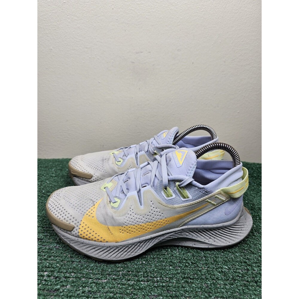 Nike Pegasus Trail 2 Women's Pure Platinum Gray Laser Orange Size 8 CK4309-001